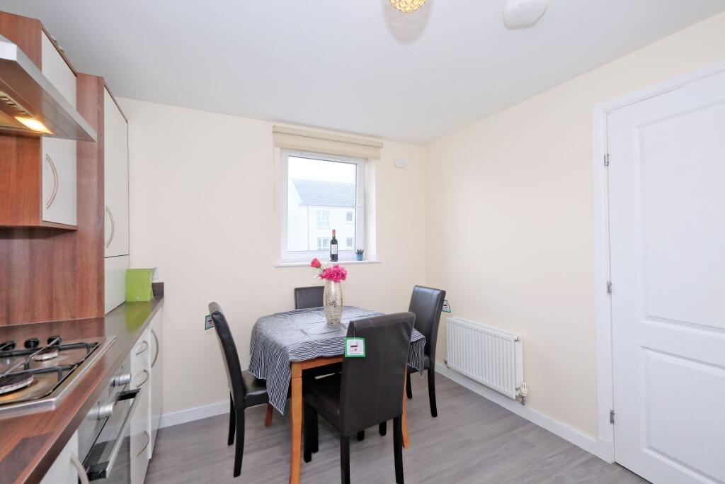 Additional image 7 of Urquhart court