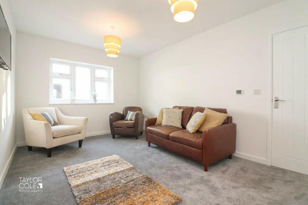 Additional image 8 of New Street, B78