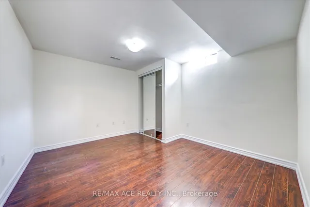 Additional image 34 of 51 Knowles Dr