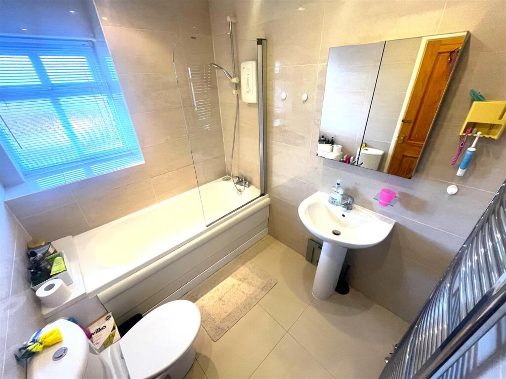 Additional image 8 of Sovereign Way, Moseley