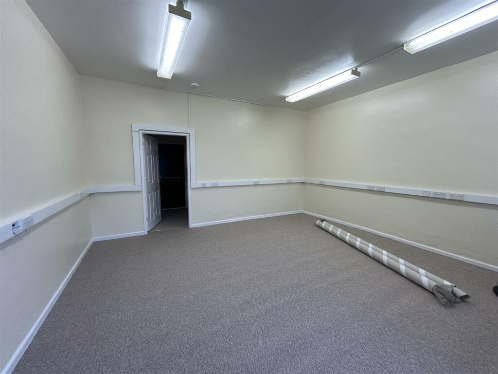 Additional image 7 of Nimmings Road, Halesowen
