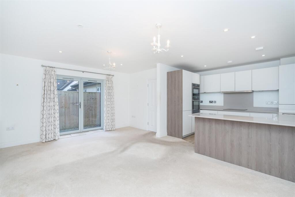 Additional image 4 of Arden Grove, Harpenden