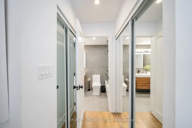 Additional image 16 of 32 Stadium Rd Unit 355