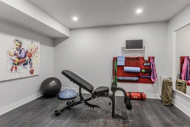 Additional image 34 of 4008 Jarvis Cres