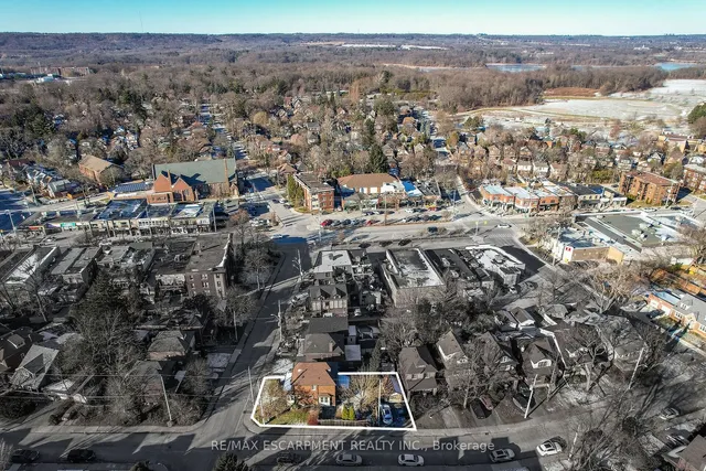 Additional image 33 of 21 Paisley Ave