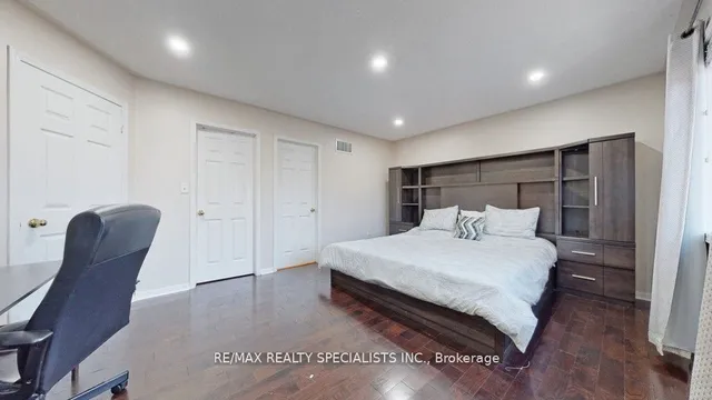 Additional image 17 of 13 Degrassi Cove Circ