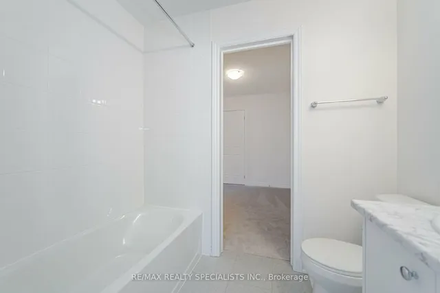 Additional image 26 of 3906 Koenig Rd