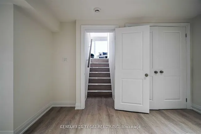 Additional image 33 of 41 Hardwick Crt