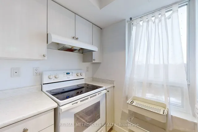 Additional image 16 of 1346 Danforth Rd Unit 413