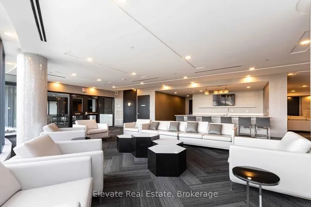 Additional image 13 of 51 East Liberty St Unit 2104