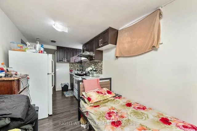 Additional image 31 of 59 Trinnell Blvd