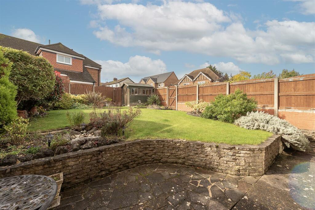Additional image 11 of Waveney Road, Harpenden