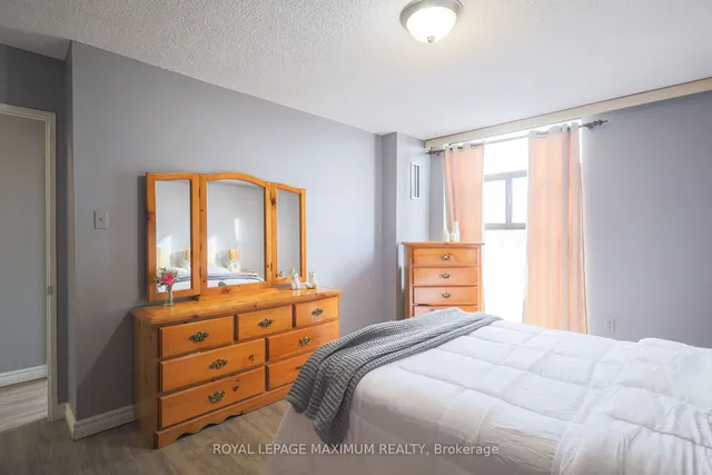 Additional image 14 of 135 Marlee Ave Unit 501