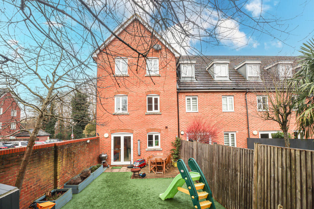 Additional image 6 of Centaurus Square, Curo Park, Frogmore, AL2