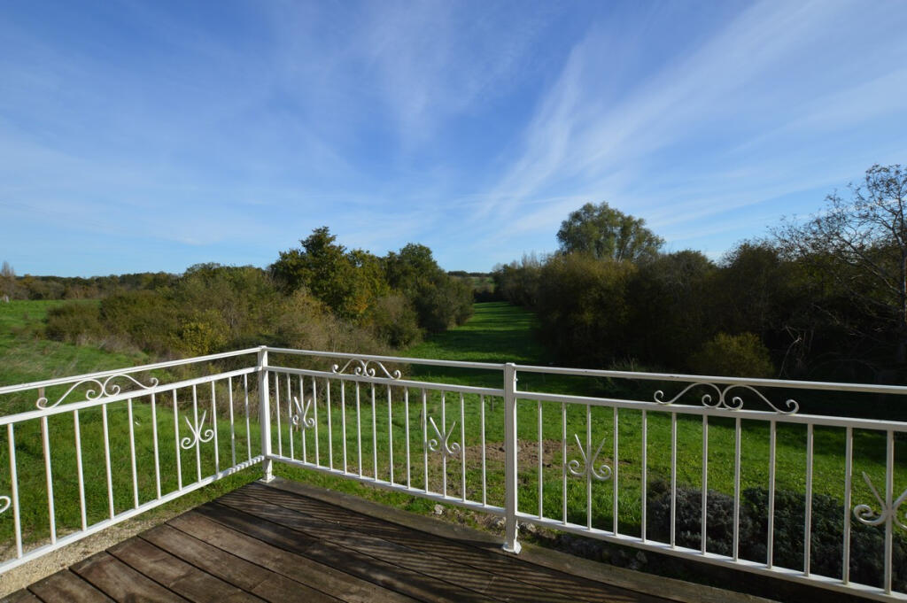 Primary image of Aquitaine, Lot-et-Garonne, Duras, France