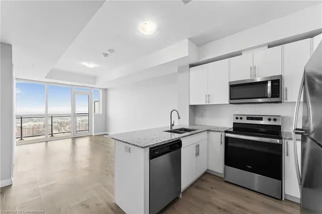 Additional image 5 of 60 Charles St Unit 2712