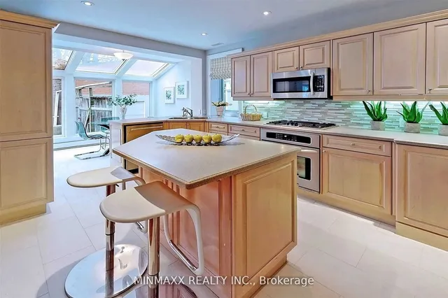 Additional image 13 of 74 Dale Ave