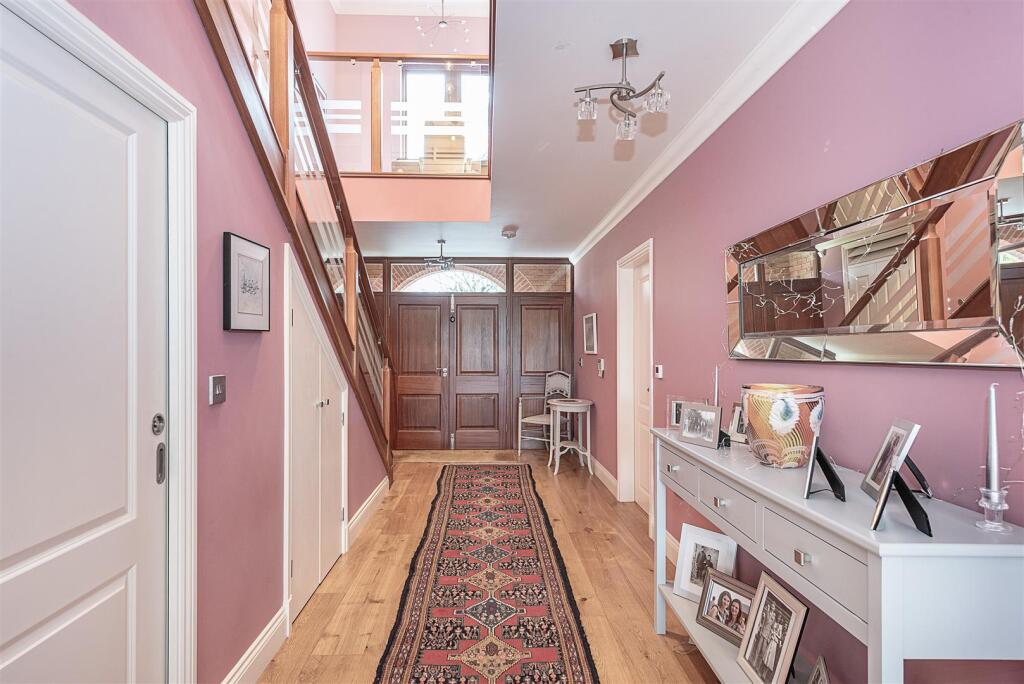 Additional image 7 of The Deerings, Harpenden