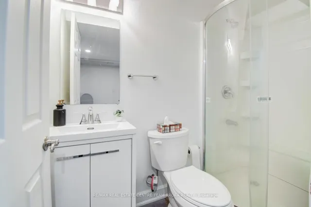 Additional image 36 of 47 Desert Sand Dr