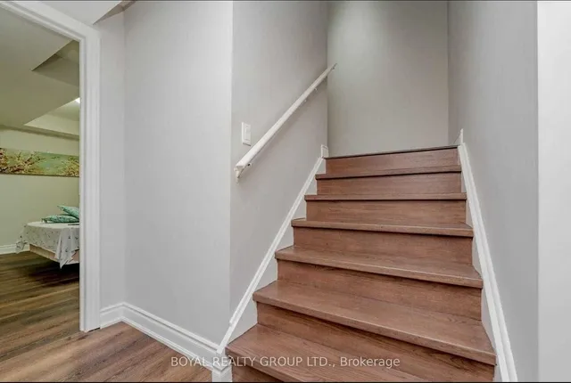 Additional image 30 of 121 Leadership Dr