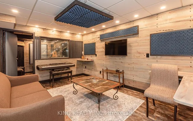 Additional image 32 of 4535 Gatineau Ave