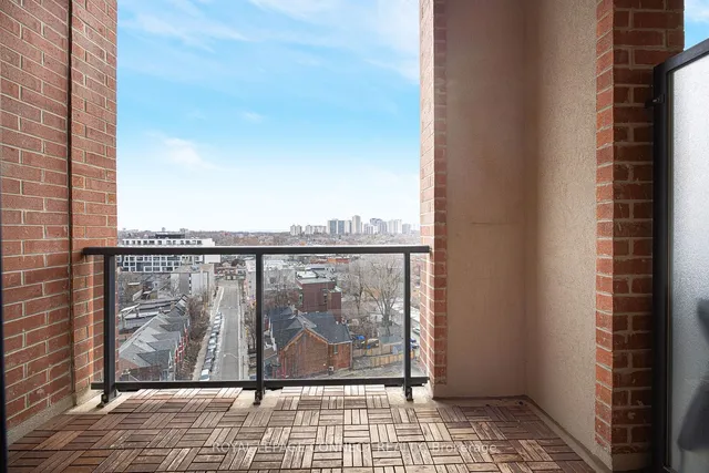 Additional image 31 of 61 Heintzman St Unit 1119