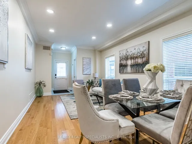 Additional image 7 of 25 Commodore Dr