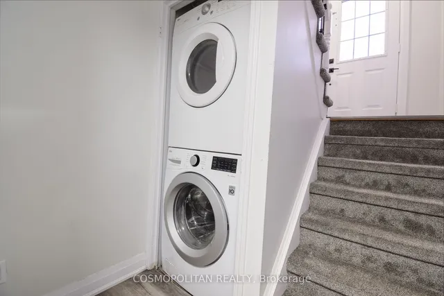 Additional image 23 of 125 Dunlop Crt