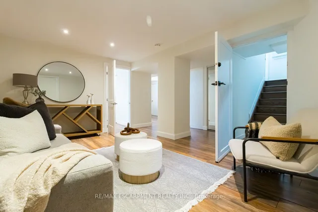 Additional image 25 of 374 East 16th St