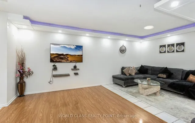 Additional image 13 of 15 Kensington Rd Unit 310