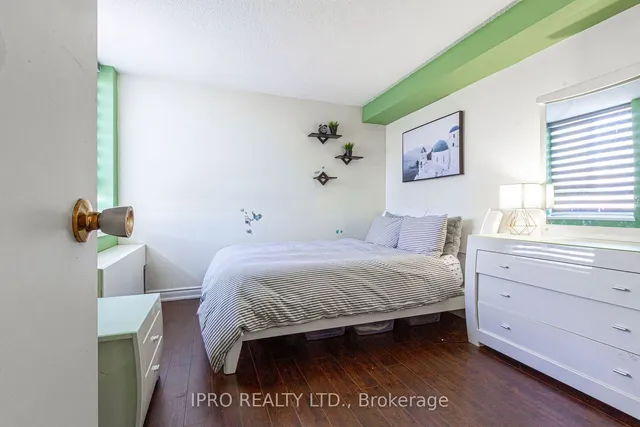 Additional image 14 of 270 Queens Quay Unit 505