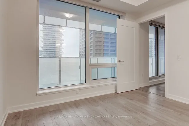 Additional image 16 of 28 Freeland St Unit 902