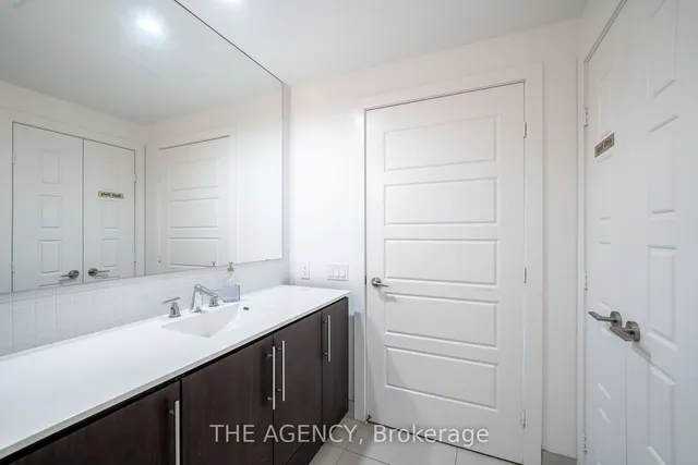 Additional image 16 of 28 Linden St Unit 905