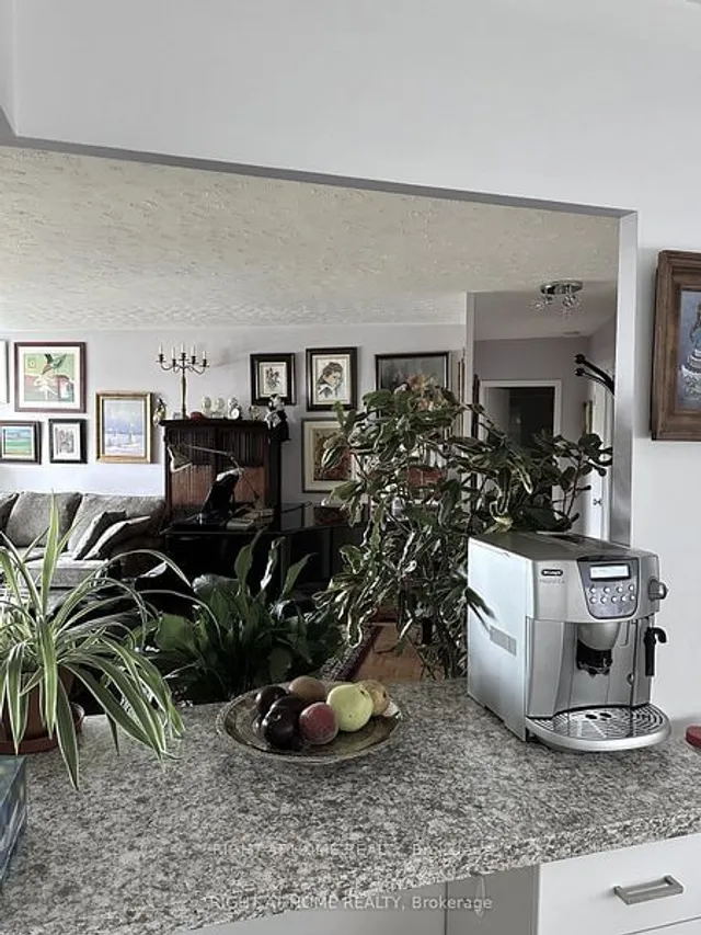 Additional image 11 of 346 The West Mall Unit 603