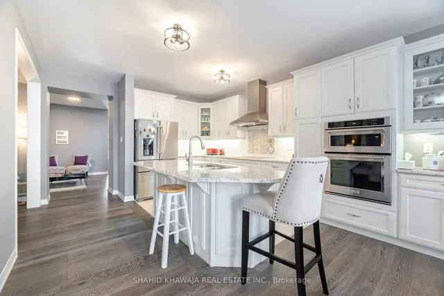 Additional image 11 of 1388 Connaught Terr