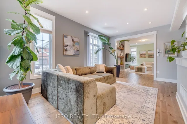 Additional image 7 of 1038 Laurier Ave