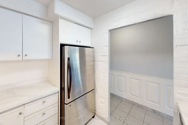 Additional image 11 of 2269 Lake Shore Blvd Unit 1402