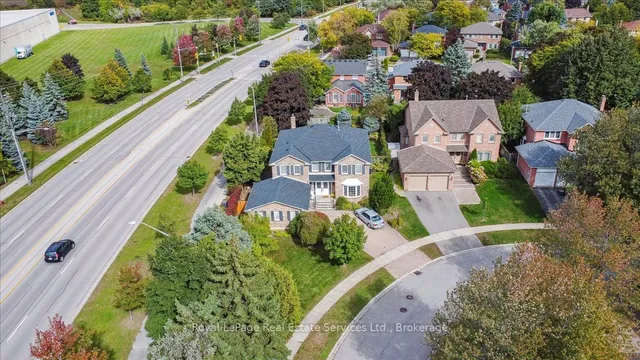 Additional image 36 of 524 Chillingham Cres