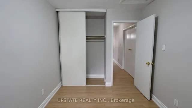 Additional image 14 of 127 Ravenscliffe Crt