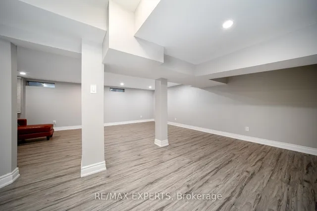 Additional image 30 of 42 Montcalm Pl