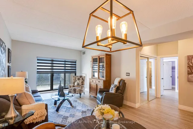 Additional image 34 of 2075 AMHERST HEIGHTS Dr Unit 402