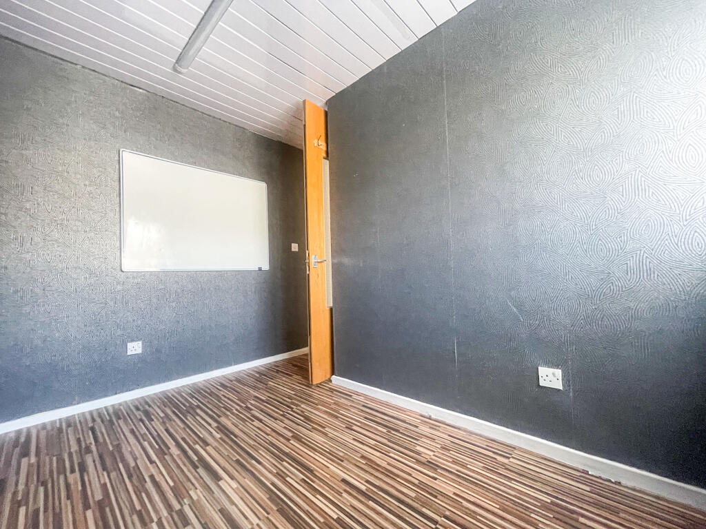 Additional image 10 of 27 Bassett Croft, Birmingham, B10 0EB