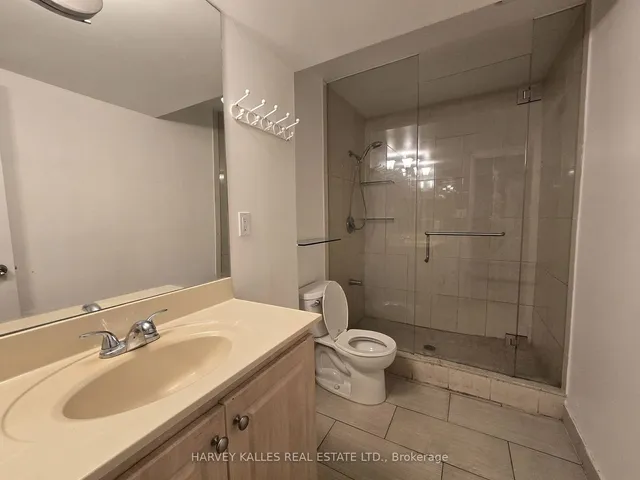 Additional image 15 of 27 Glenstroke Dr