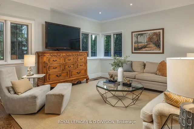 Additional image 18 of 269 Oriole Pkwy