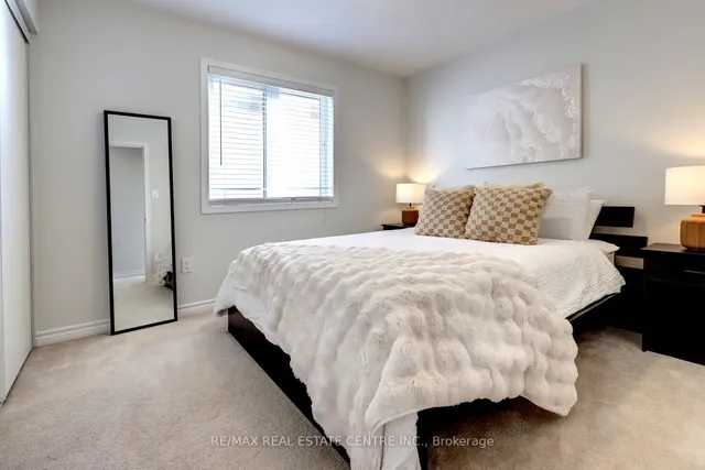 Additional image 33 of 1500 Farmstead Dr