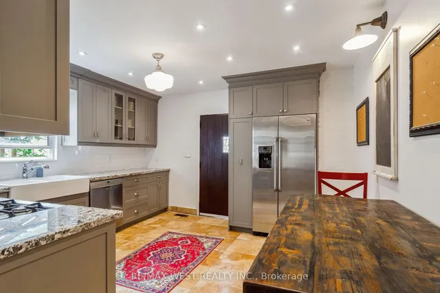 Additional image 8 of 68 Hastings Ave