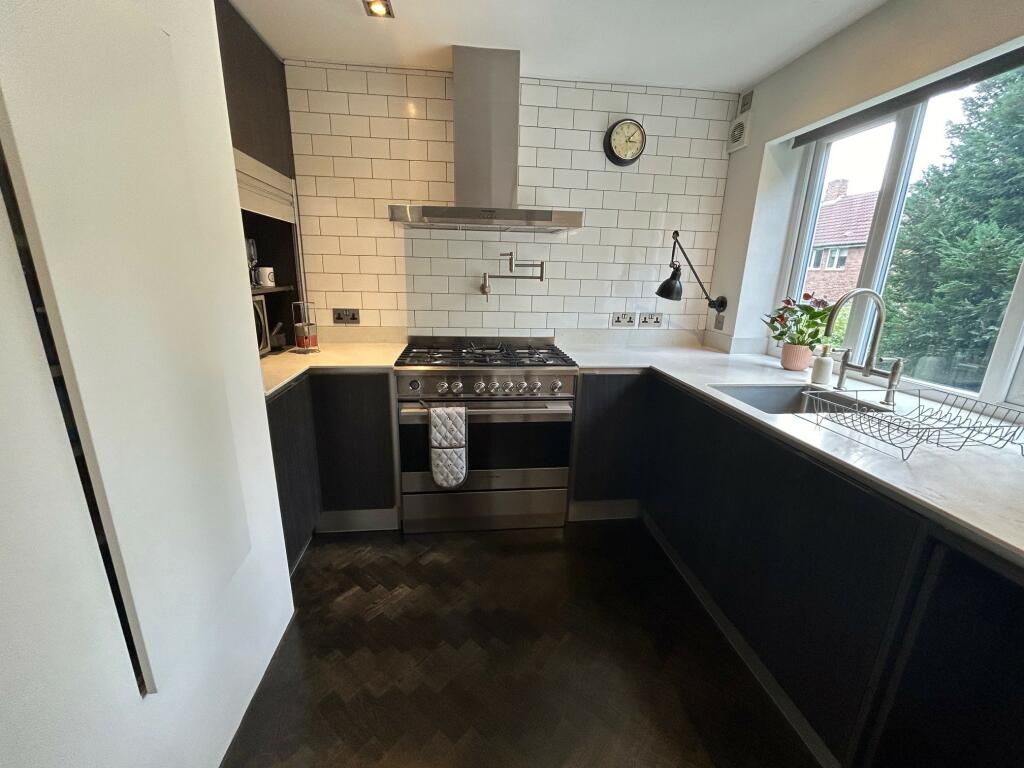 Additional image 6 of East Drive