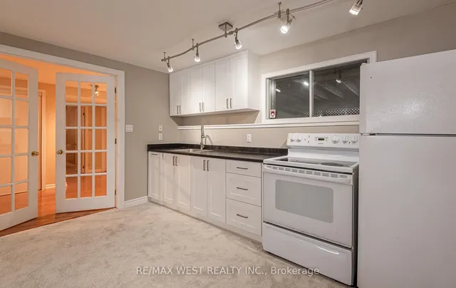 Additional image 28 of 44 Regentview Dr