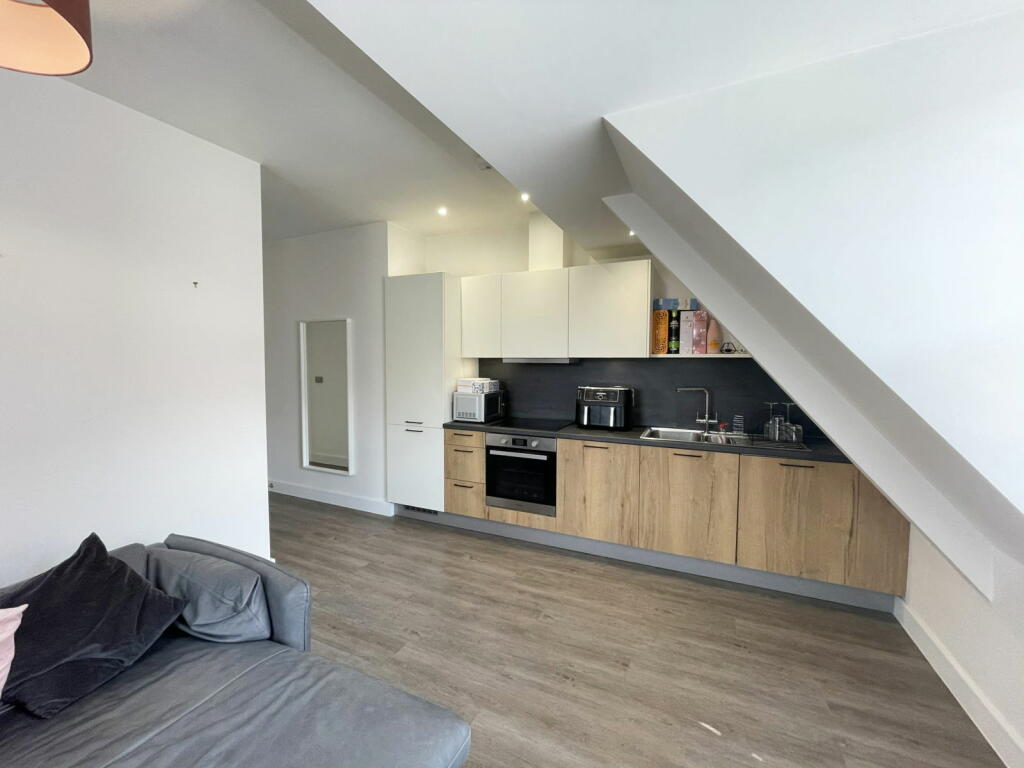 Additional image 5 of Royal House, Princes Gate, Homer Road, Solihull