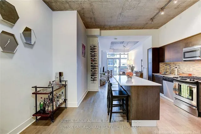 Additional image 3 of 399 Adelaide St Unit 316